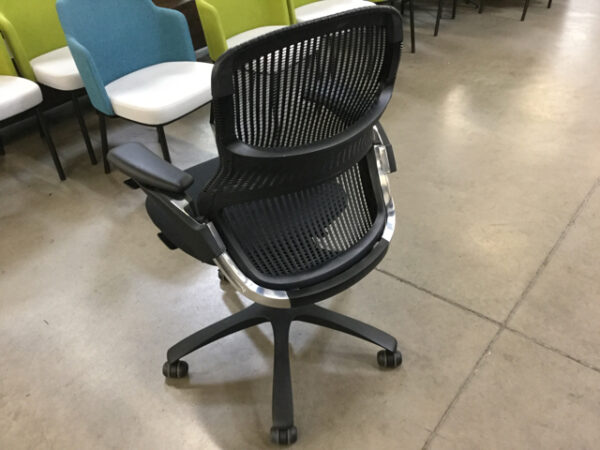 Knoll Generation Task Chair