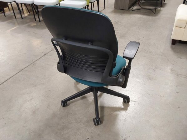 Steelcase Leap
