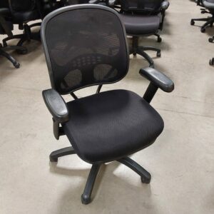 AIS Element Chair