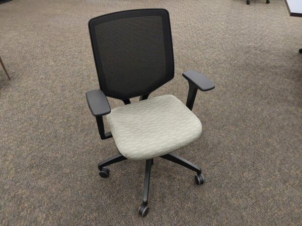 HON Solve task chair