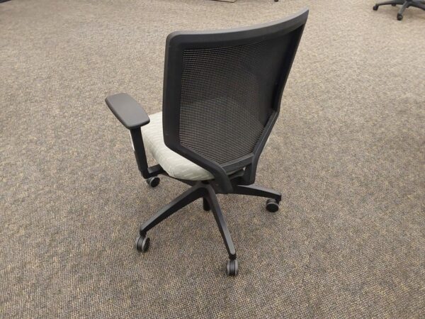 HON Solve task chair