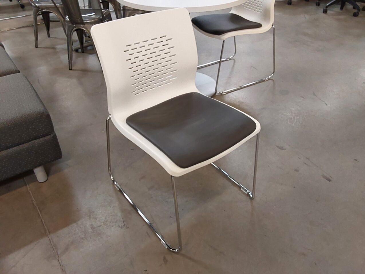 Breakroom stack chair