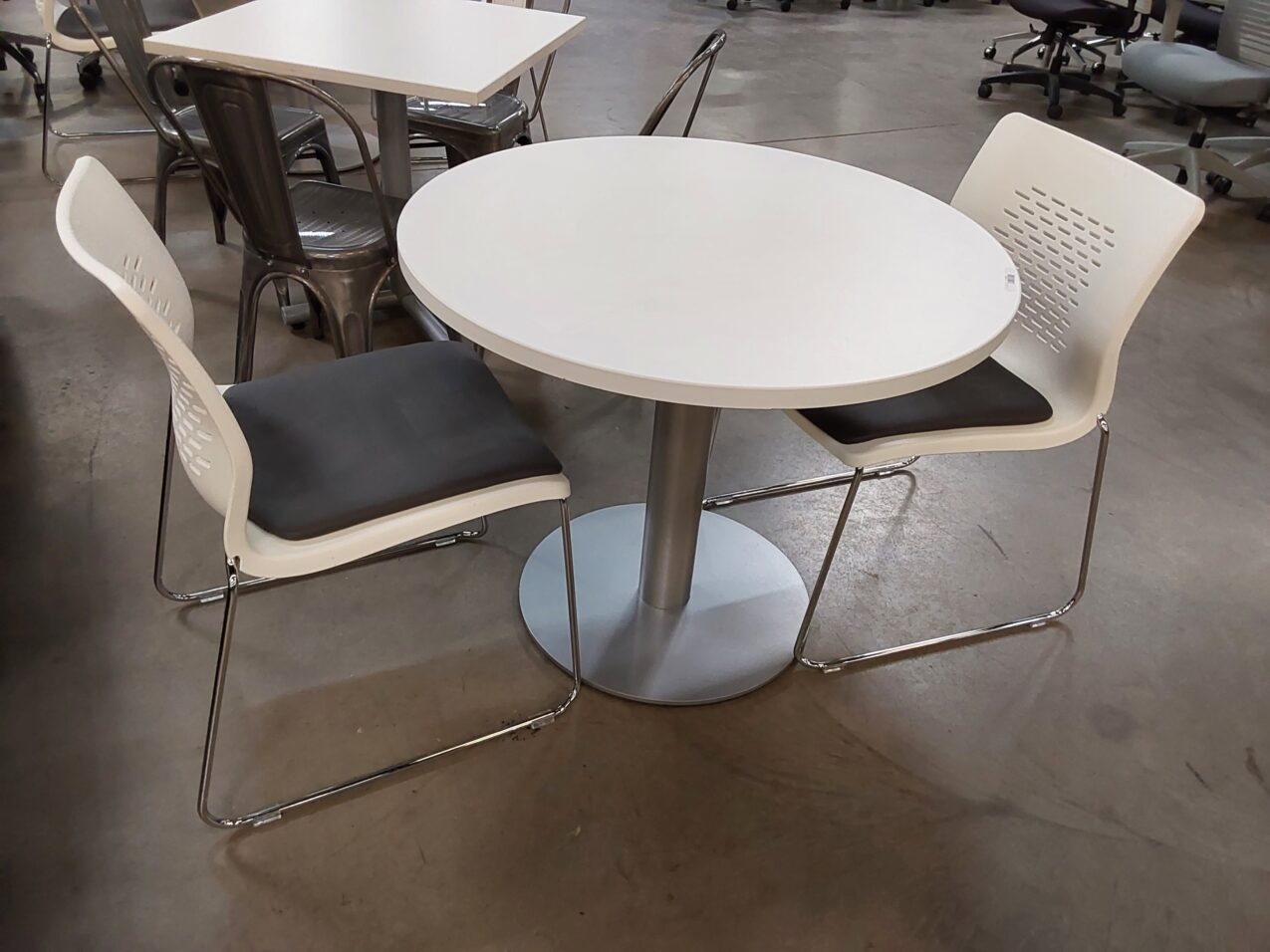 Breakroom stack chair