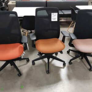 Soji Task Chair