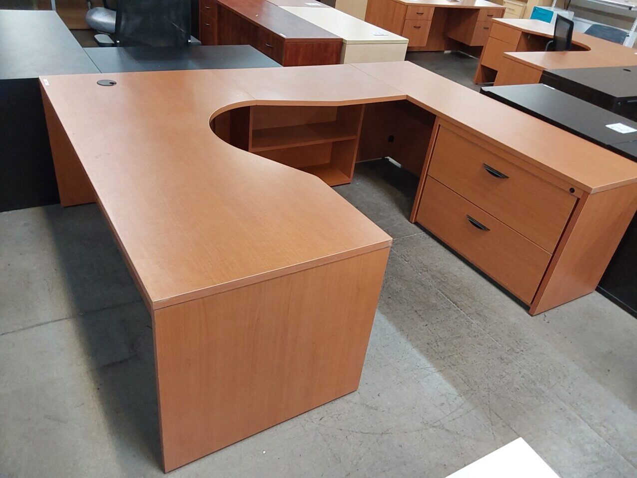 Cherry u shape desk