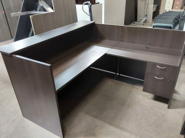Hon reception desk