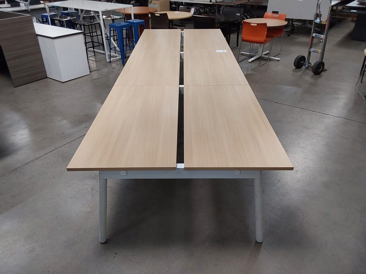 Poppin 6 person workstation