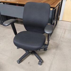 KI Engage Task Chair