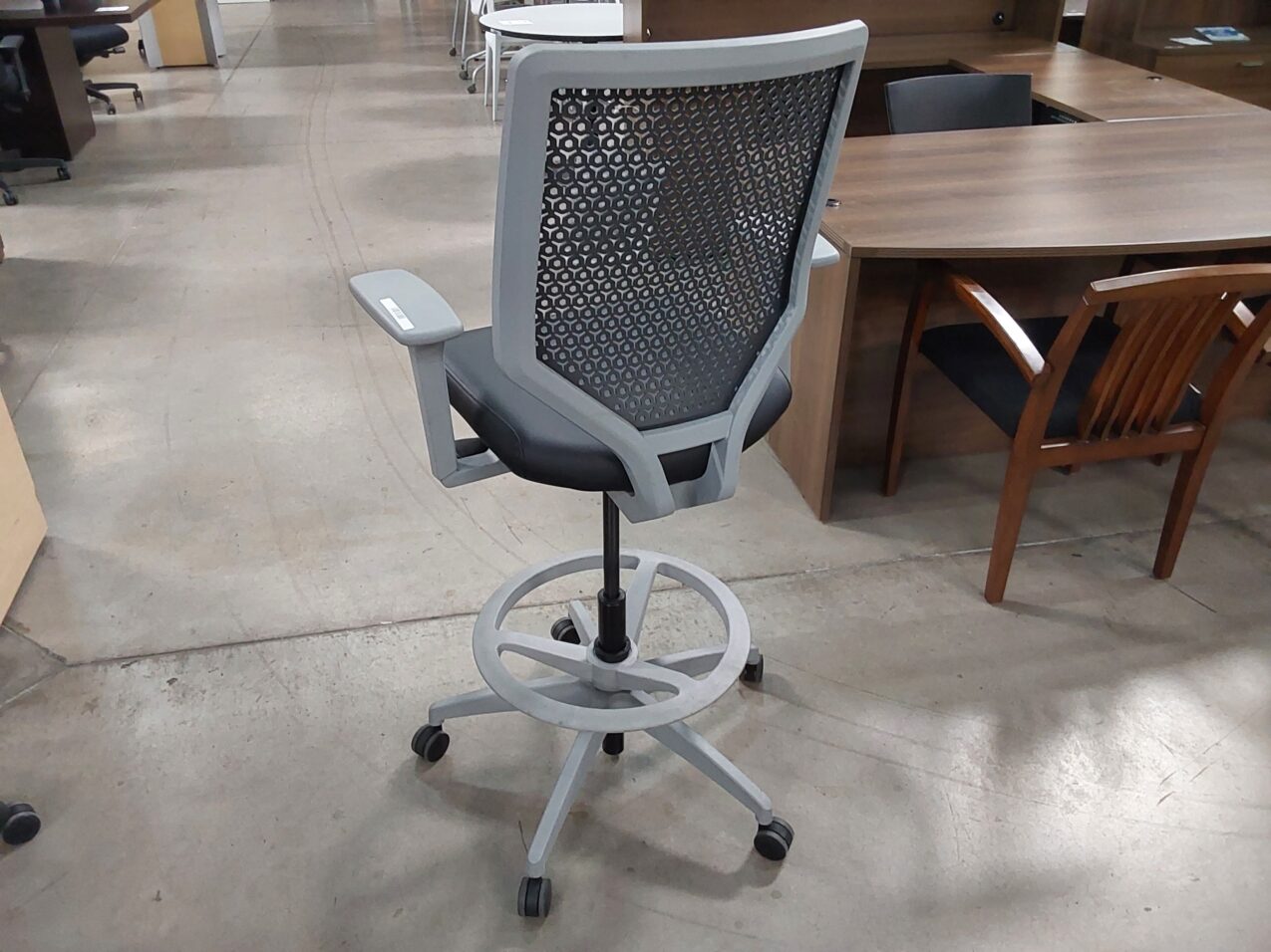 HON Solve Stool