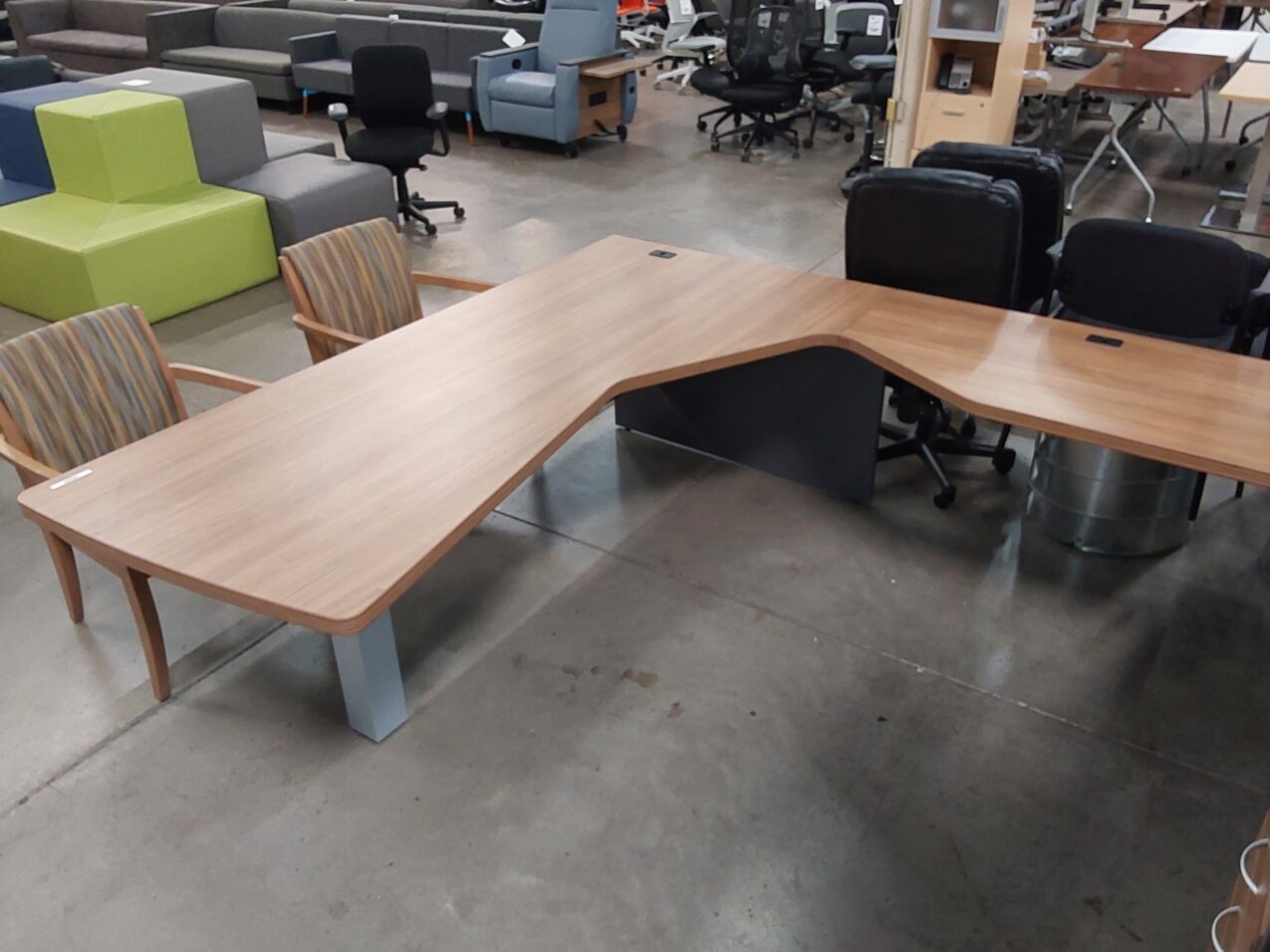 Global Zira U Shape Desk