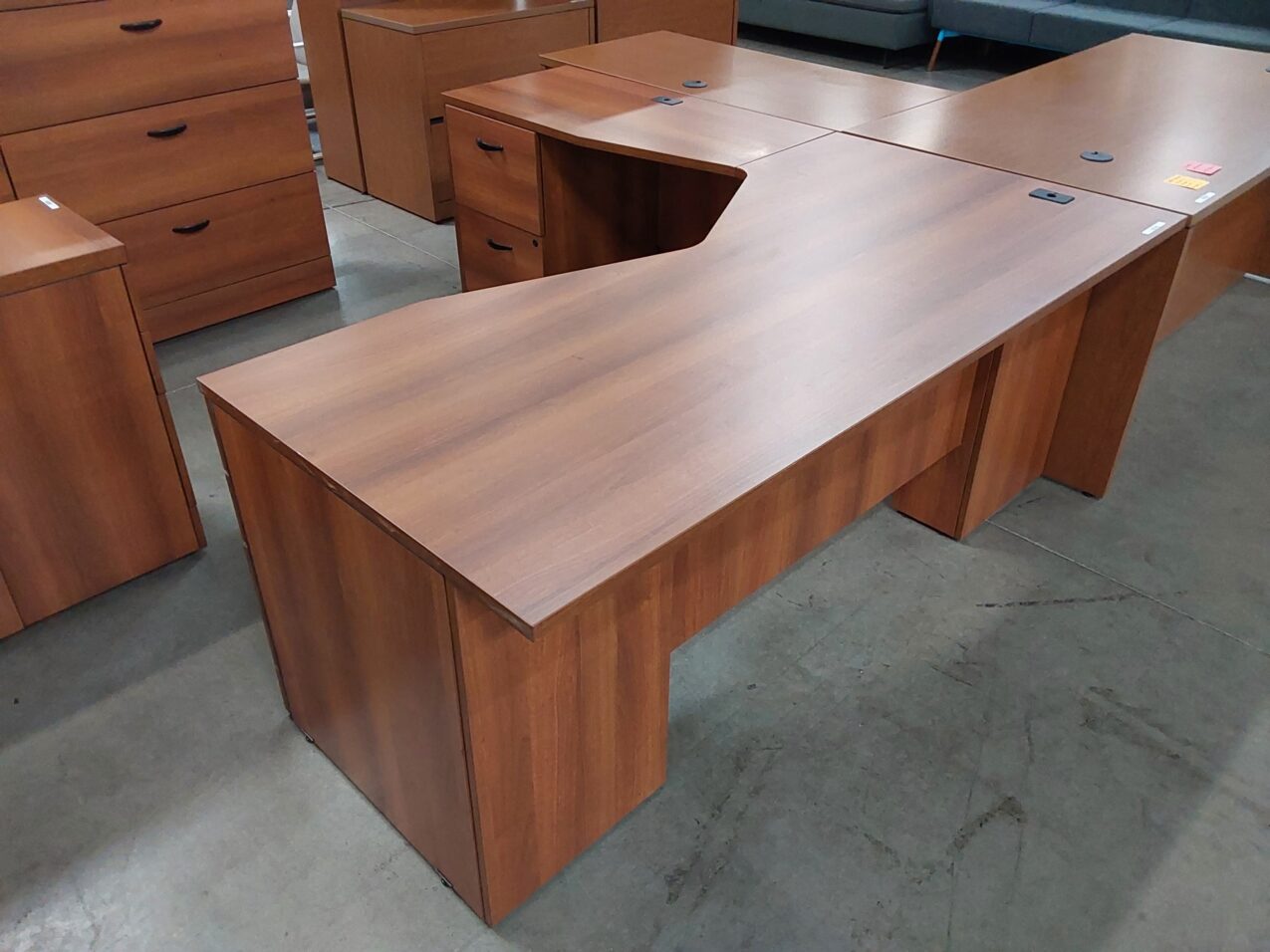 Global L Shape Desk