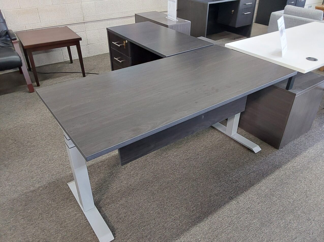 Case 2750 L Shape Adj. Height